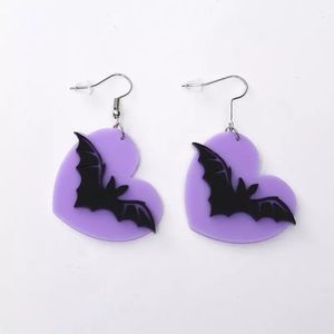 3/15$ NEW Kawaii Heart Bat Earrings